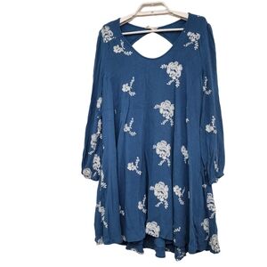 Altar'd State Embroidered Mini Tunic Dress Peasant Sleeves Cut Out Back Lined